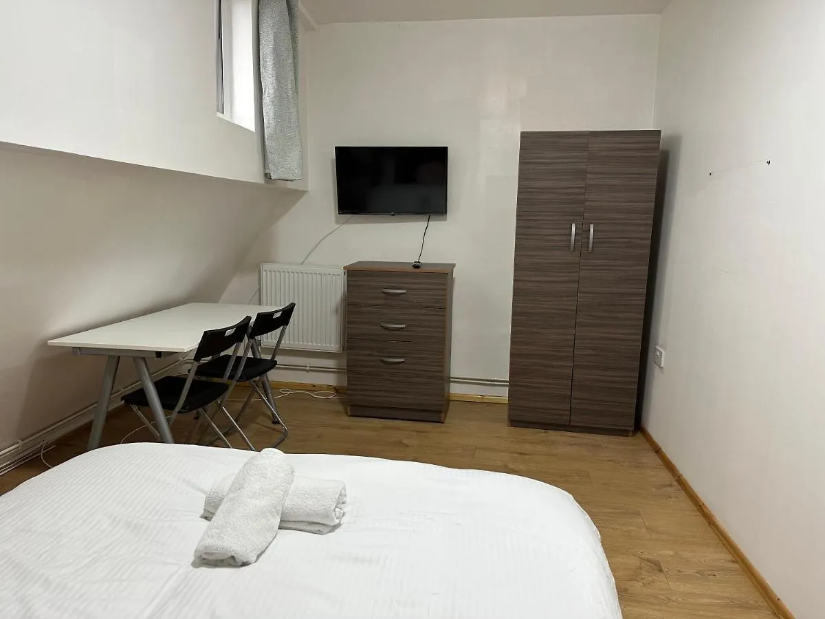 City Lodge Shadwell Londra Bed & Breakfast