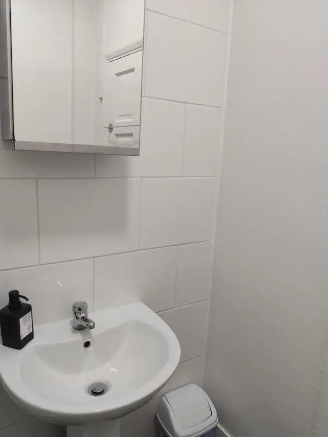 Bed & Breakfast City Lodge Shadwell Londra