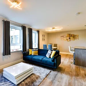 https://guestready-simple-and-cozy-apartment-in-chesser-edinburgh.edinburghhotelsuk.org