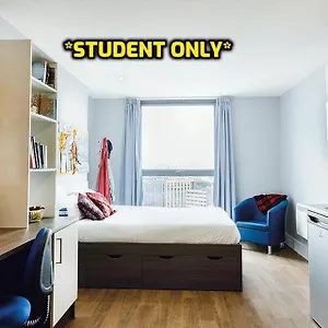 https://student-only-zeni-students-studios-in-bournemouth.tophotelsbath.com